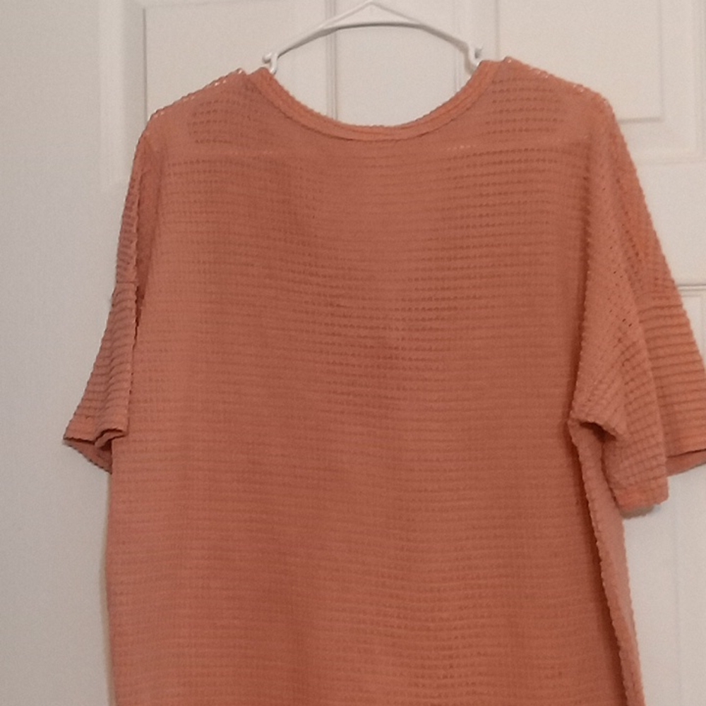 Shirt - Picture 2 of 3